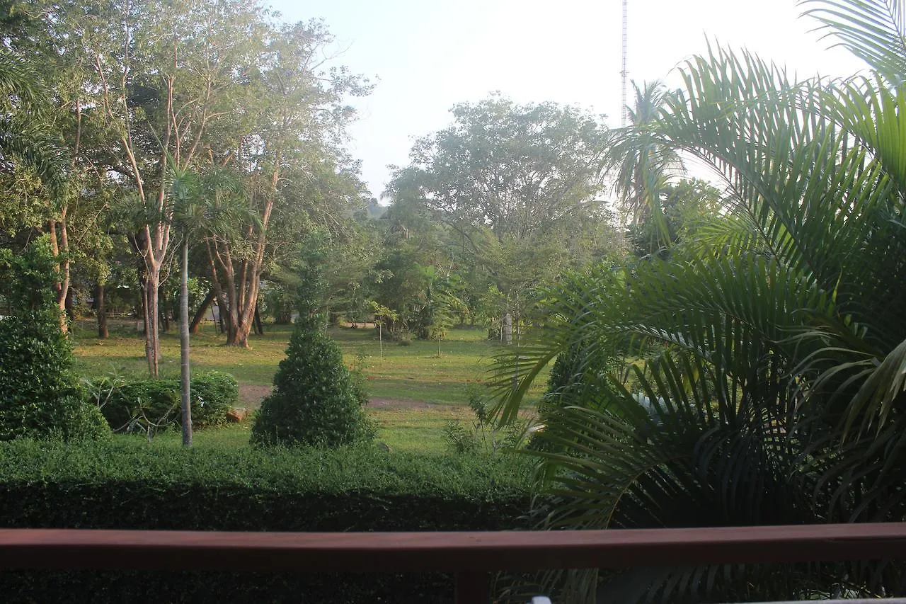 Hotel Lanta Happy Hill Ko Lanta 2*,  Thailand